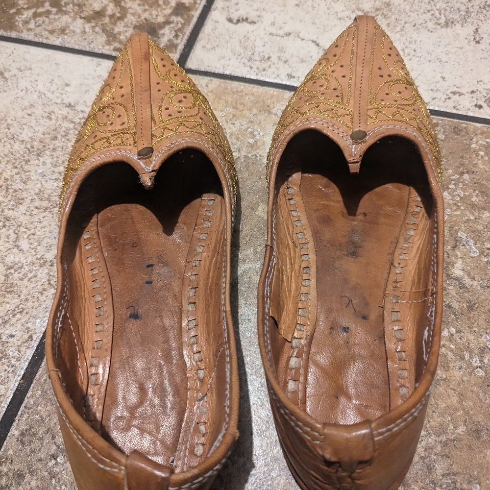 Punjabi Sandals (Approx Size 10.5M)